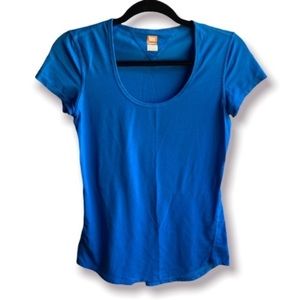 LUCY Tops/ Lucy Tech, Short Sleeve Yoga Top, size XS, Blue